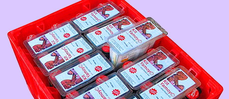 Award-winning package dropped as “too expensive” In with the new: The replacement package is a simple screw-top jar