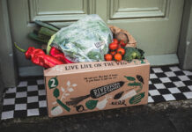 Grocery box delivery service embraces compostable solution