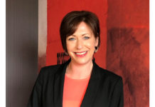 10 steps to changing supplier in an ever-changing world Diane Carroll LPR