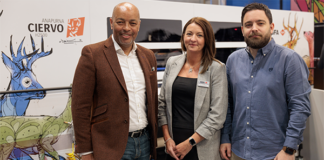 L-R: Owen Russell (director, Digital Plus); Emma Plant (Agfa sales manager, north – inkjet, UK); David Brisk (sales director, Digital Plus)