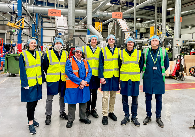 Group photo of MP's visit to Coveris manufacturing site