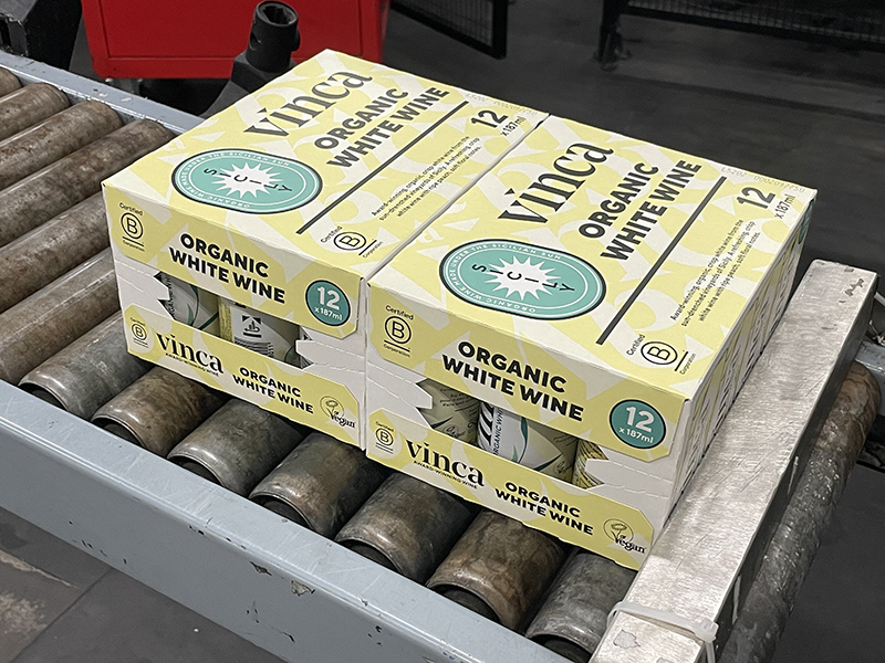 Cartonboard wine cases