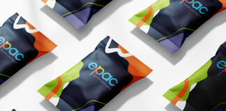 Packaging pouches
