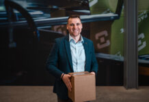 Chris More, Packsize