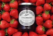 Strawberry preserve image