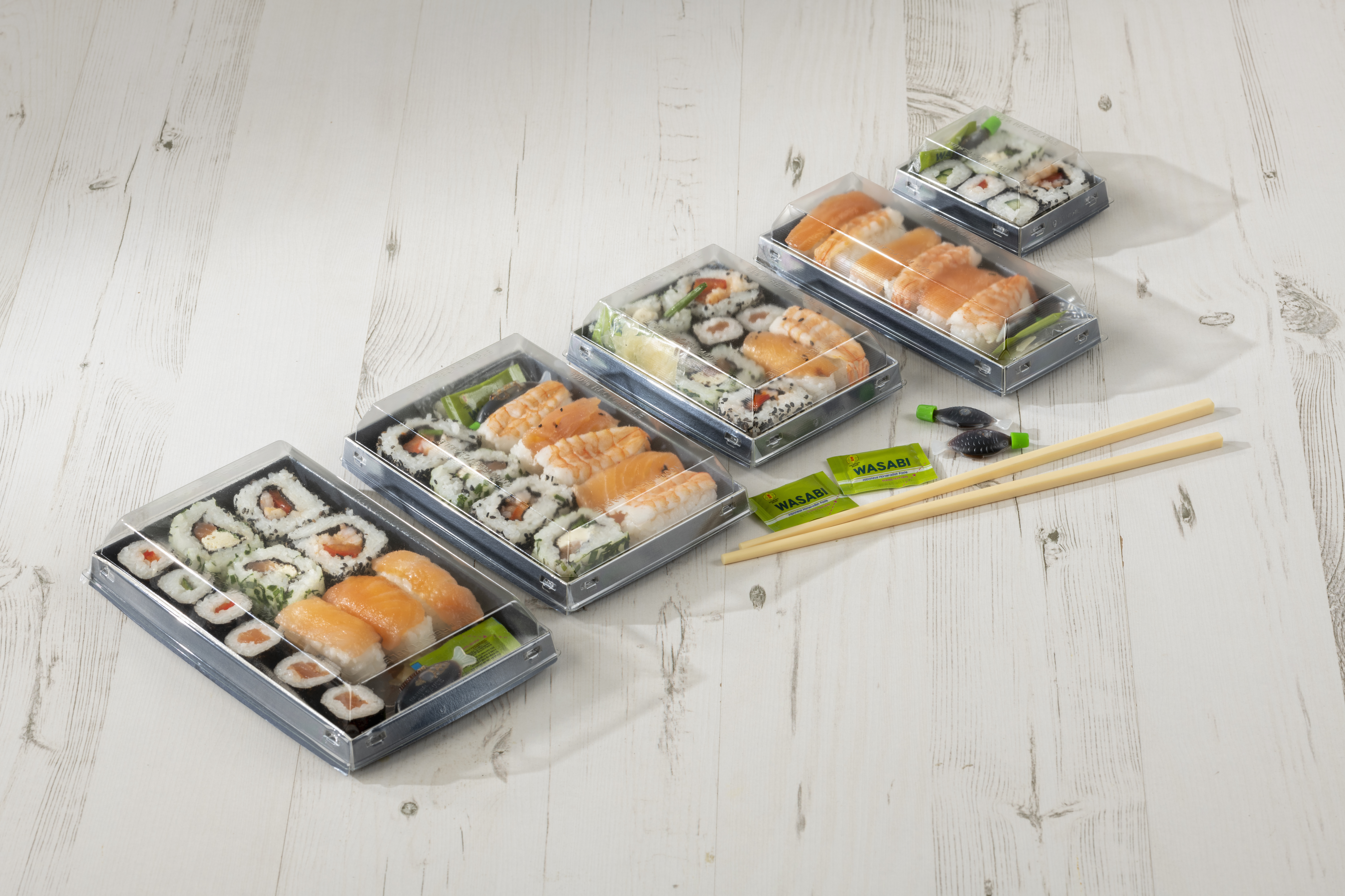Sharpak showcases new premium-look sushi pack