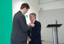 Saica president awarded OBE by UK ambassador in Spain