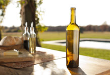 Virtual event explores future of wine bottles