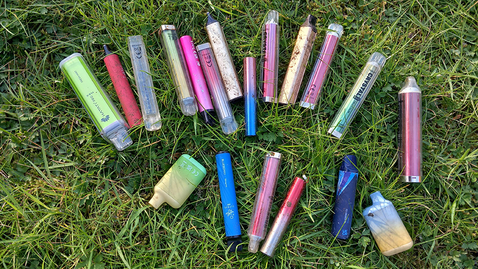 Vapes