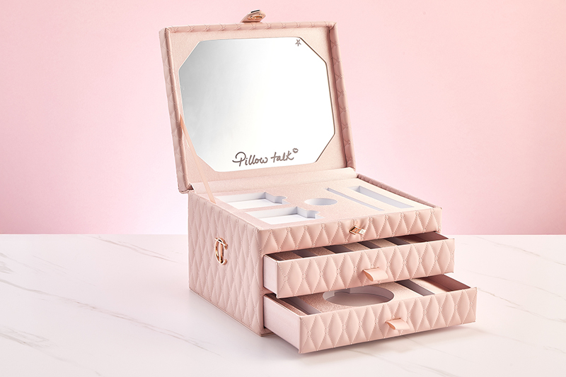 Makeup box