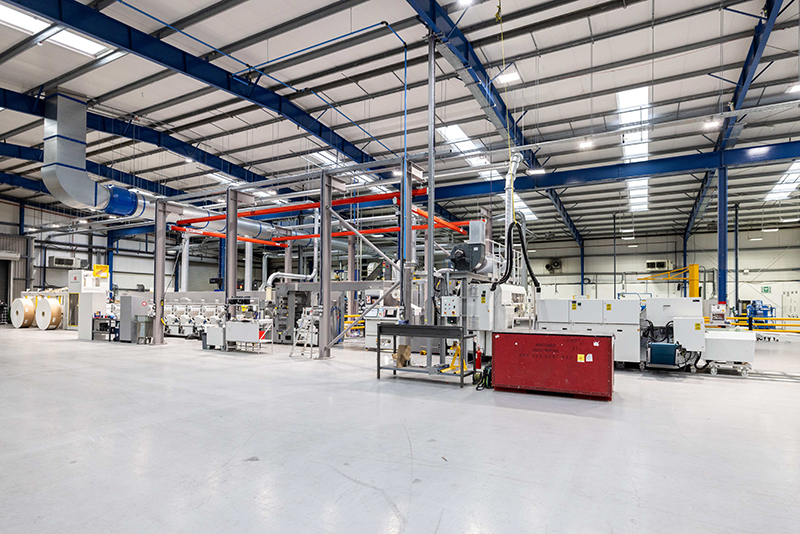 Paranova food-to-go packaging factory